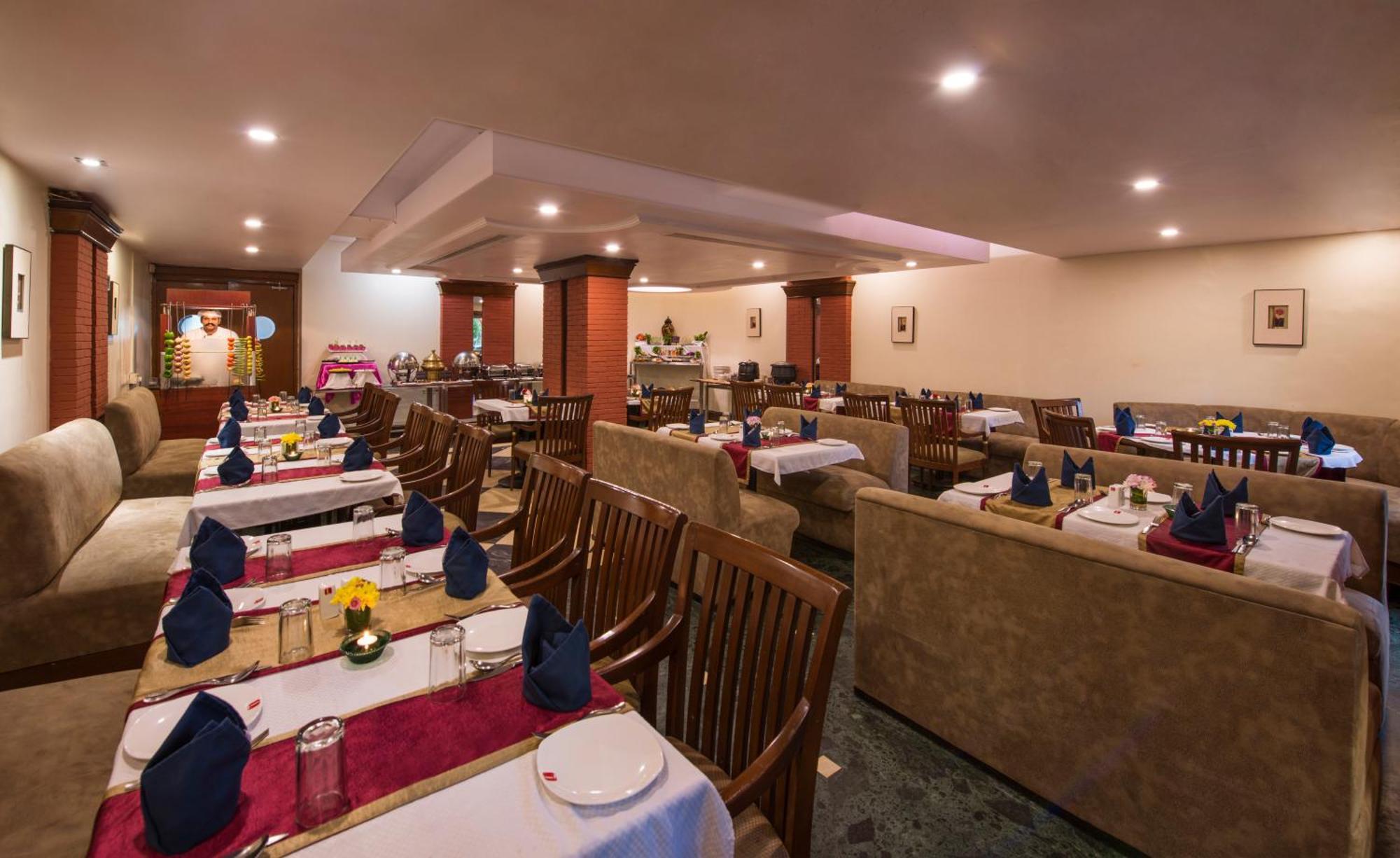 Lords Inn Vadodara Extérieur photo